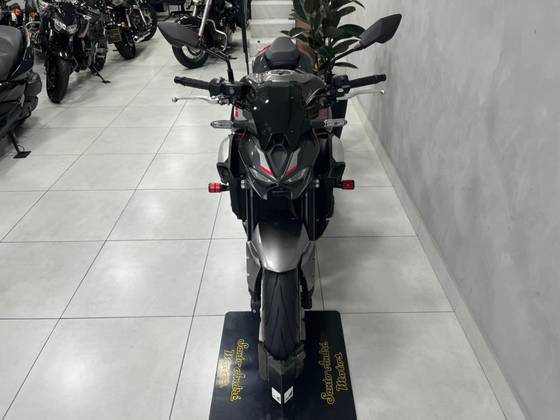 KAWASAKI Z900 SE KAWASAKI Z900 SE
